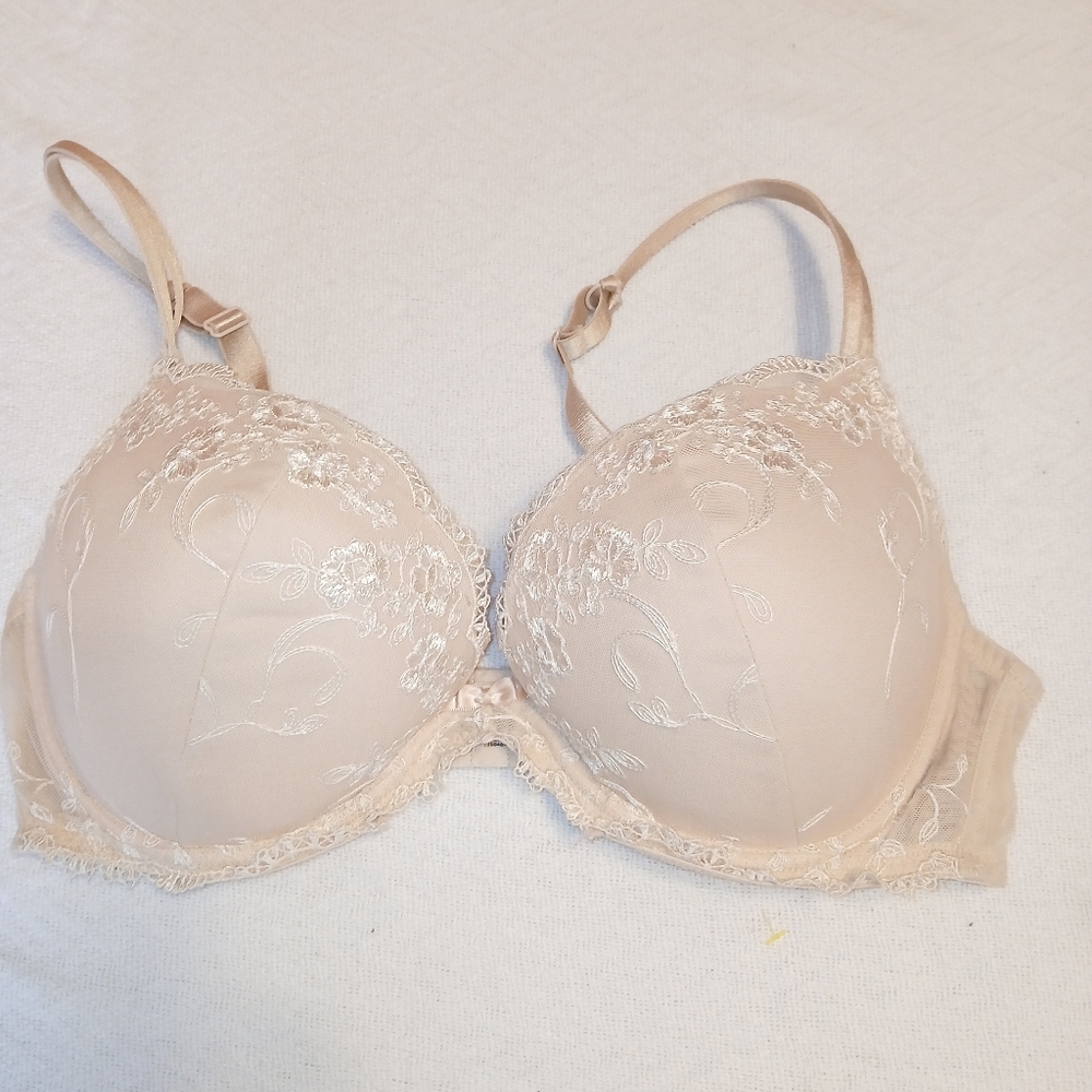 Sz.38D Ambrielle Extreme Push Up Plunge Bra